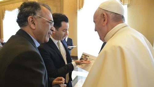 Papa en reunión mineros: mercado no garantiza el desarrollo humano integral