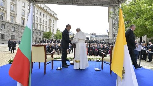 Papst in Bulgarien: „Kampf gegen einen neuen Winter“