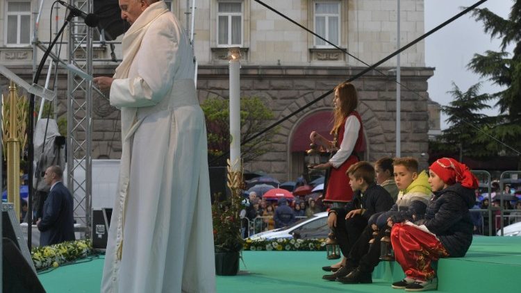 2019-05-05-viaggio-apostolico-bulgaria-macedo-1557158929817.JPG