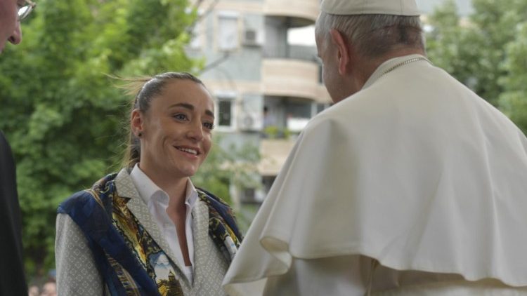  Takimi i Papës me të rinjtë e Maqedonisë