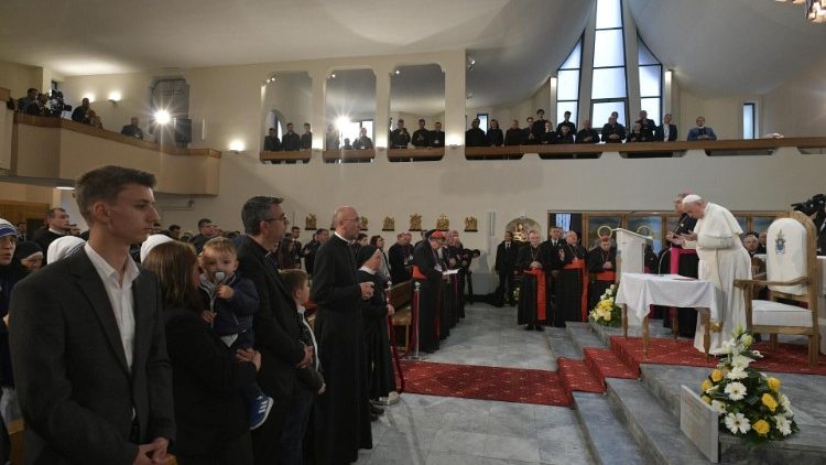 Papa Franjo i makedonski svećenici i redovnici