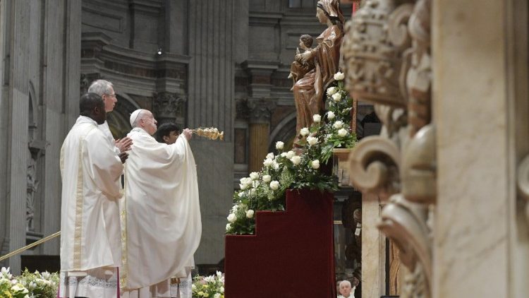 Le Pape lors d'une messe à Saint-Pierre le 12 mai 2019. 
