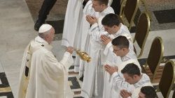 2019-05-12-ordinazioni-sacerdotali-1557645830057.JPG