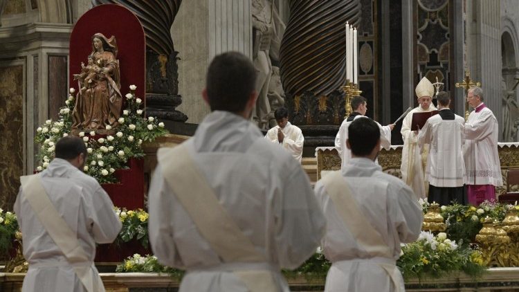 教皇フランシスコによる司祭叙階式　2019年5月12日　バチカン・聖ペトロ大聖堂