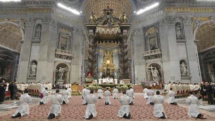Рукоположение в священники, Святая Месса в Ватикане
