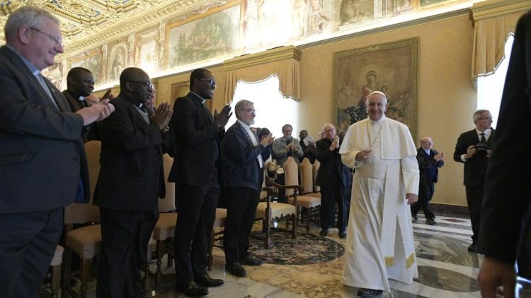 Папа Франциск на аудиенцията с членовете на Обществото на африканските мисии