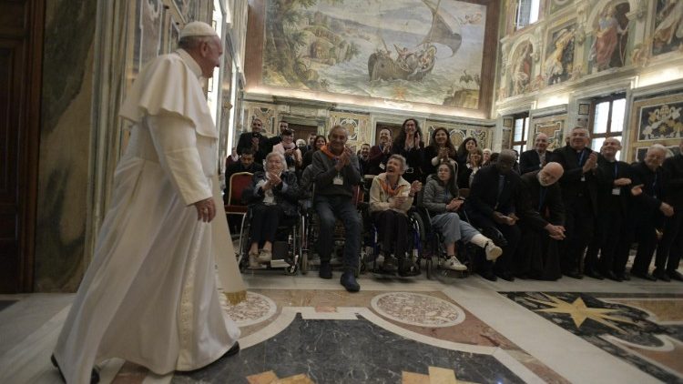 Pope Francis meets members of the Italian Catholic Association of Healthcare Workers 