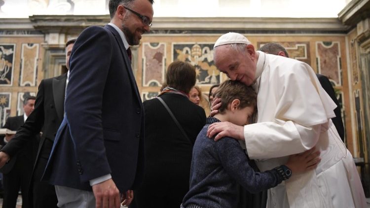 Papież do dziennikarzy: bądźcie lustrem odbijającym nadzieję