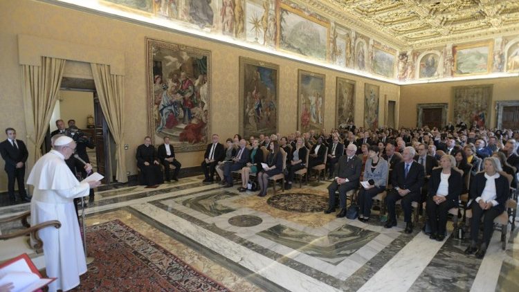 프란치스코 교황과 유럽연합의 푸드뱅크 회원들