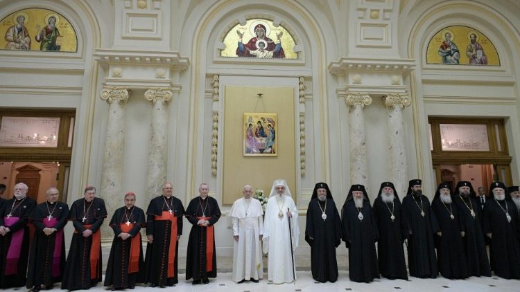 Папата Фрањо во Романија – Средба со Светиот Синод