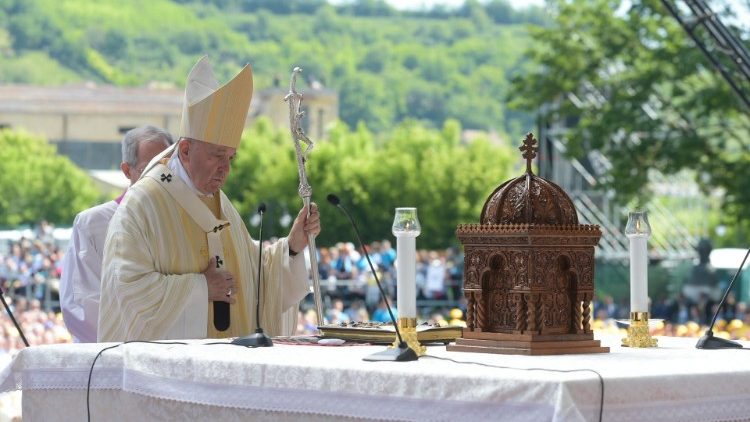 Göttliche Liturgie mit Papst Franziskus in Blaj
