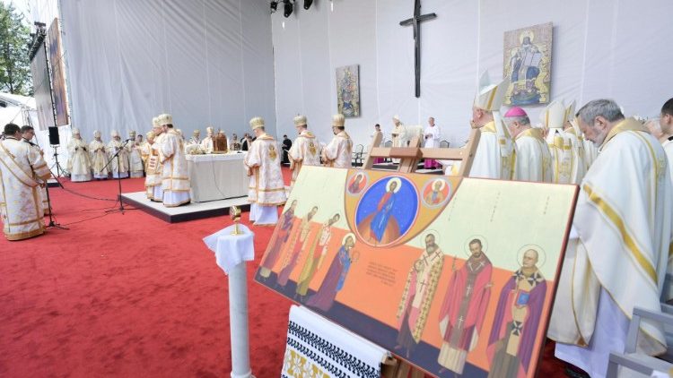 教皇フランシスコによりルーマニアで司式された7人の司教殉教者の列福式　2019年6月