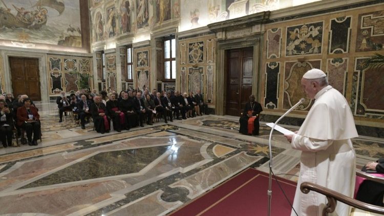 Папа Франциск на срещата с участниците в международната среща на капеланите от гражданската авиация, 10 юни 2019