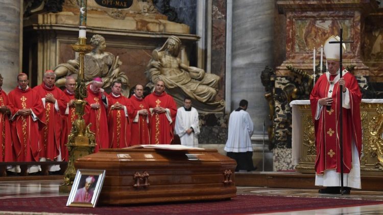 Popiežius vadovavo arkivysk. Kalenga Badikebele laidotuvėms