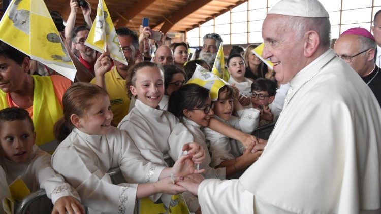 Proboszcz z Camerino: Papież wyciągnął na światło dzienne zapomniany dramat  