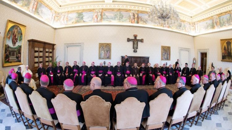 Các Giám mục Úc trong một cuộc gặp gỡ với ĐTC