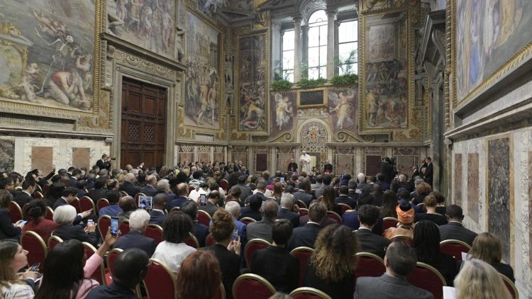 Påven tog emot deltagarna i FAO:s 41:e generalkonferens
