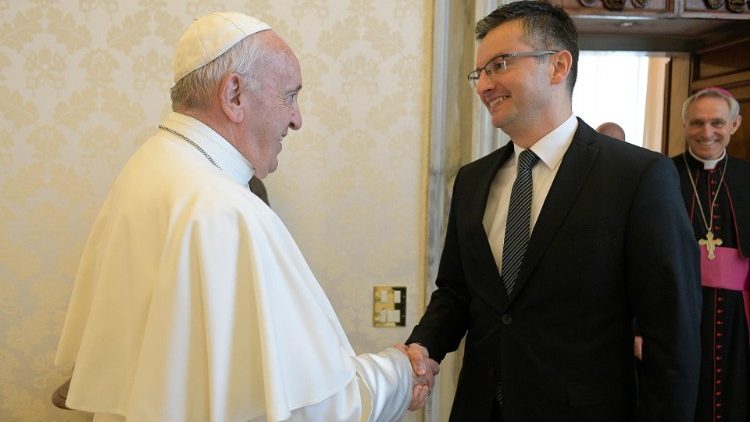 Папата прие словенския премиер Марян Щарец