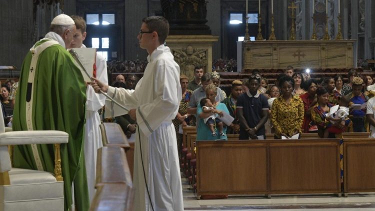 Celebrazione eucaristia presieduta da Papa Francesco nella Basilica vaticana