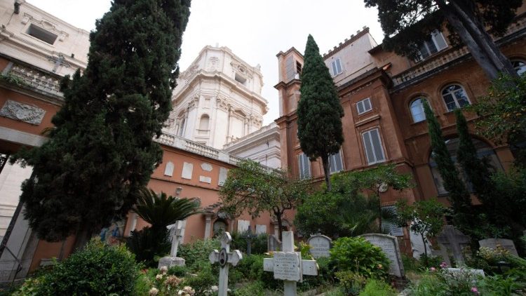 Le Cimetière teutonique du Vatican, le plus ancien cimetière allemand de Rome.  