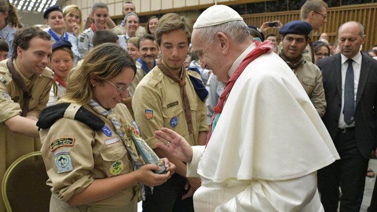 Papa Franjo s 5000 skauta, članova Međunarodne unije europskih vodiča i skauta; Vatikan, 3. kolovoza 2019.