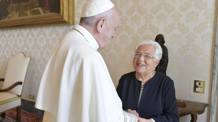 Maria Voce z papieżem Franciszkiem 