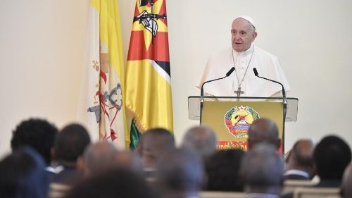 Papst in Mosambik: „Frieden erfordert harte Arbeit“