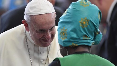 60 Sekunden Video: So war der erste Tag des Papstes in Mosambik
