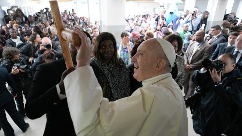 Pope visits Zimpeto Hospital in Mozambique: full text