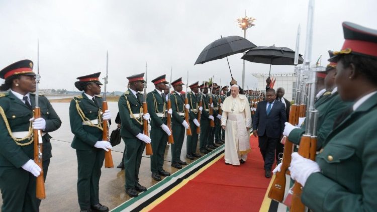 Papa se despede de Moçambique