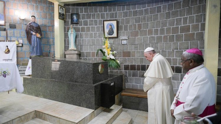 Папа Франциск в каплиці блаженної Вікторії Разоаманаріво, 7 вересня 2019