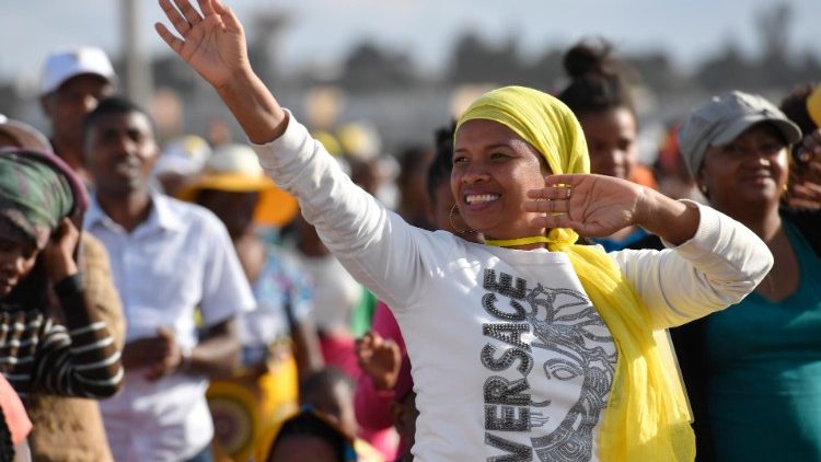 Na África, a enorme presença de jovens pode ser um instrumento muito poderoso de paz para o continente