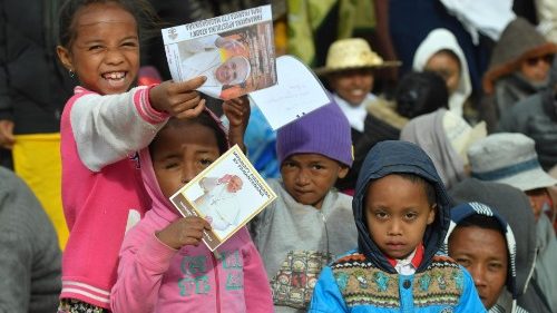 Großes Afrika-Interview des Papstes: Wider die Ausbeutungslogik