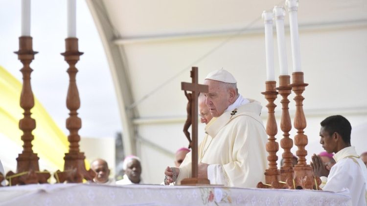 Папа Фрањо на Литургија во Мадагаскар