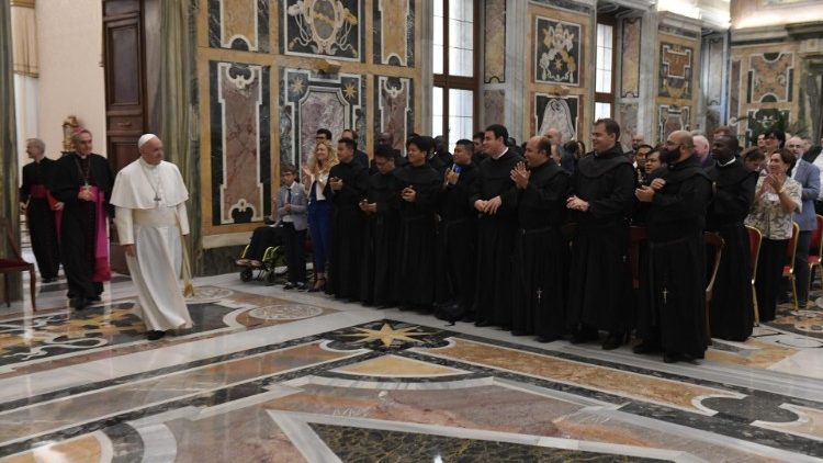 Le Pape et les participants au chapitre des Augustins déchaux - 12 septembre 2019