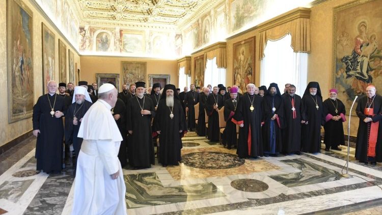 Le Pape rencontrant les évêques des Églises orientales en Europe, le 14 septembre 2019 au Vatican.