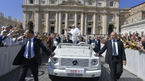 Il Papa: rendere le carceri luoghi di recupero non polveriere di rabbia