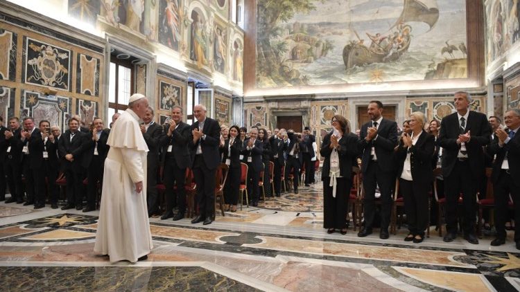 Papa Franjo s članovima Katoličke unije talijanskoga tiska; Vatikan, 23. rujna 2019.