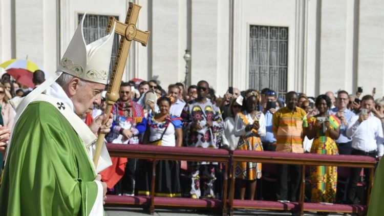 Papa Franjo na misi povodom Svjetskog dana migranata i izbjeglica