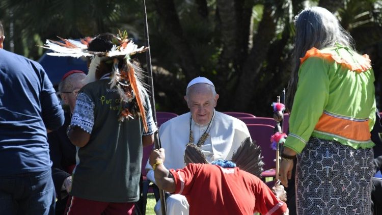 Pope Francis at tree-planting ceremony in Vatican Gardens 