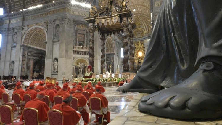 Папата номинира 13 нови кардинали