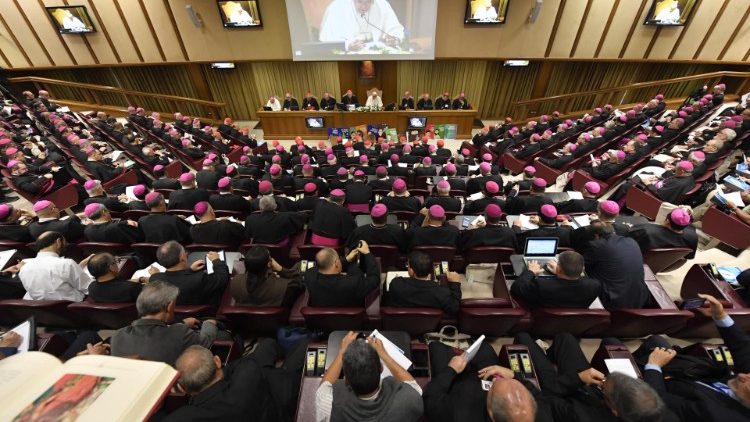Una sesión del Sínodo de los Obispos