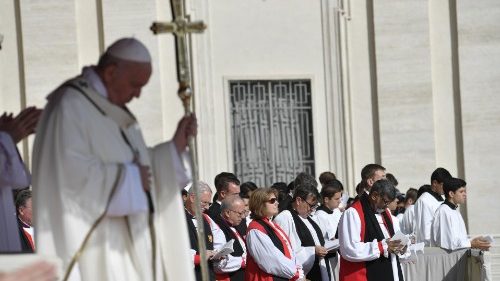 Papstpredigt bei Heiligsprechung: Dein Glaube hat dich gerettet