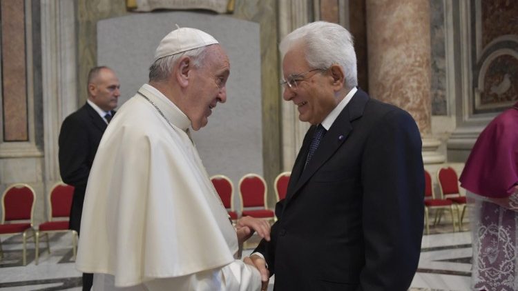 教宗與意大利總統馬塔雷拉