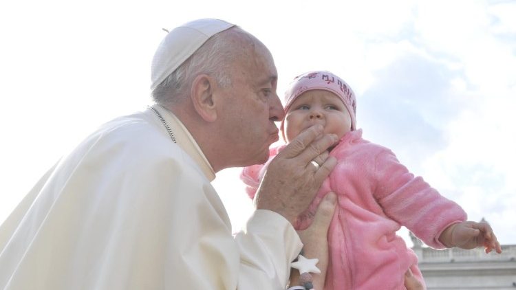 Папата Фрањо за време на Генералната аудеинција во среда 6 ноември 2019 година