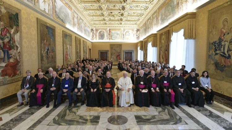 Påven med kyrkomusikkonferensens deltagare