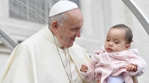 Generalaudienz: Papst warnt vor Judenverfolgung und würdigt Einsatz der Laien 