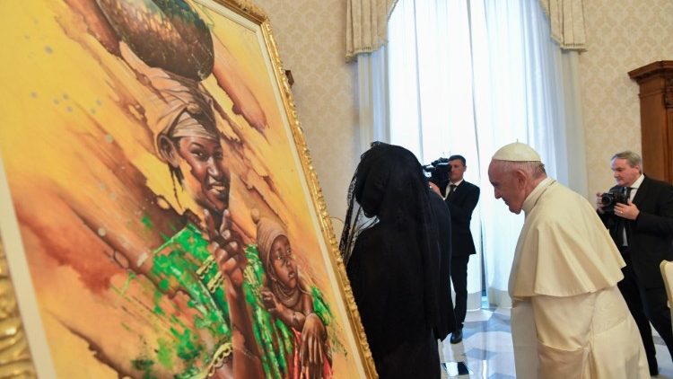 Papa anapenda kuungana na wale wote wanaoomboleza vifo vya ndugu, jamaa na wajuani wao 40 waliopoteza maisha kutokana na ajali iliyotokea Dominika tarehe 8 Januari 2023 huko nchini Senegal. 