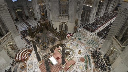 «Tends la main au pauvre»: le Pape célèbre dimanche la messe pour les pauvres
