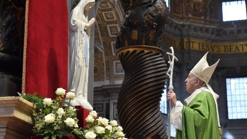 Journée mondiale des pauvres: le Pape invite à tendre la main aux démunis